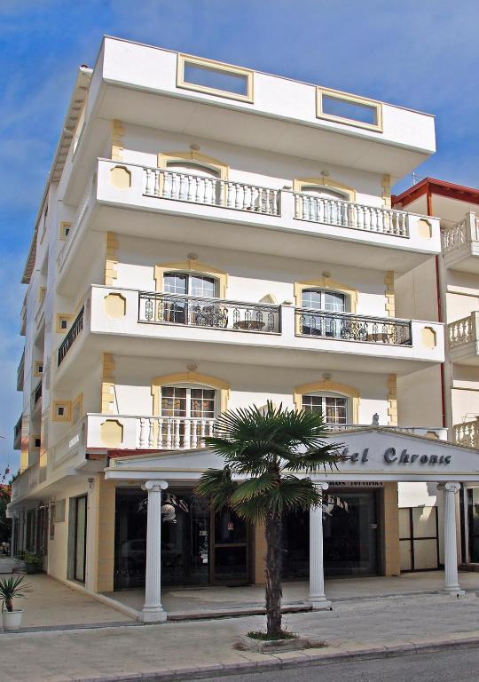 Hotel Chronis Paralía エクステリア 写真