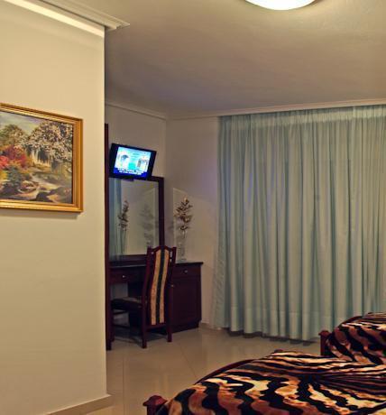 Hotel Chronis Paralía エクステリア 写真
